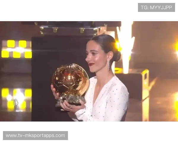 球迷赞扬邦马蒂女足团队精神与拼搏精神,球迷赞扬邦马蒂女足团队精神与拼搏精神的话