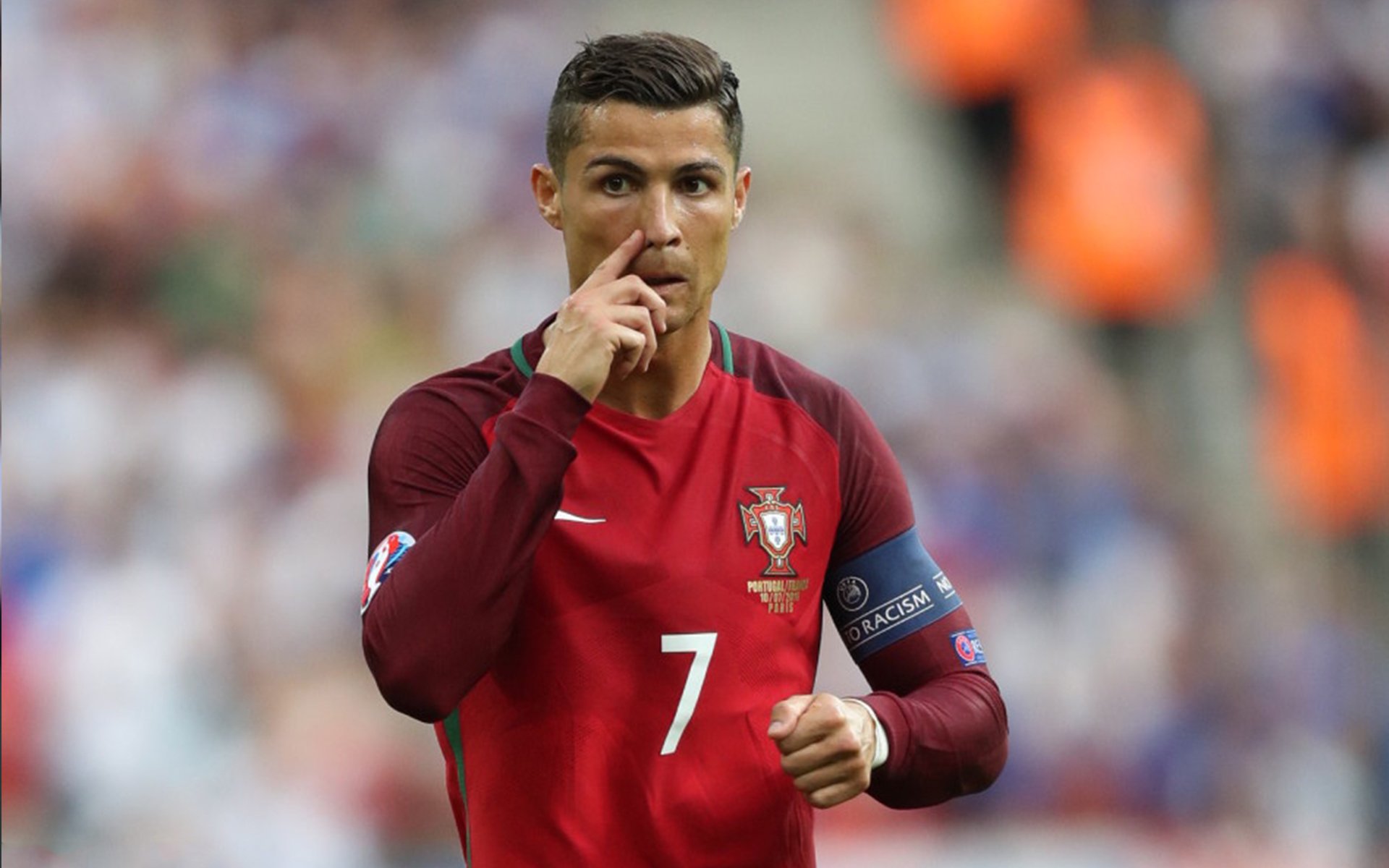 “东部新区赛场：六人制袋棍球给观众带来全新体验”